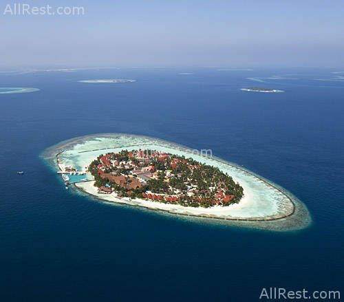 Kurumba Village